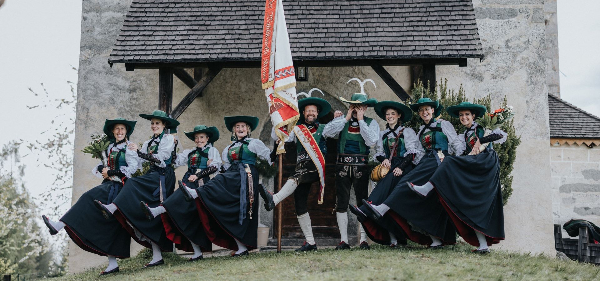 Unsere Fähnriche und Marketenderinnen...