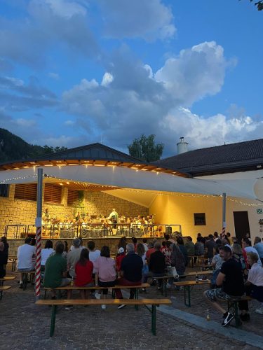 6a50c63e-7b78-4dbf-84cc-772c845327f0