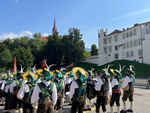 87b3d4e1-3cac-4750-b1fa-cc87b8dc3401