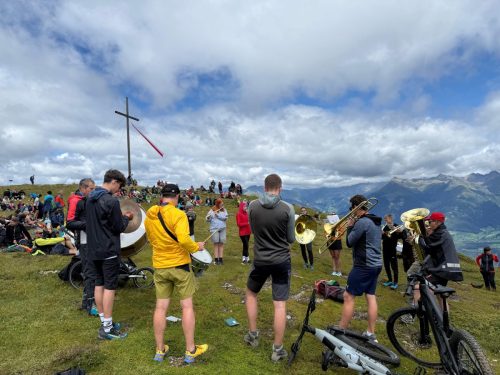 c37464b3-ce63-4190-ac14-a4808063cc86